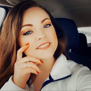 Meet your Posher, Ashlyn